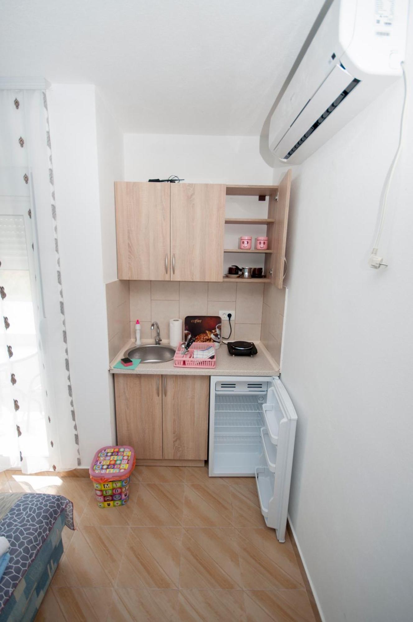 Studio Apartments Tea Sutomore Exterior foto