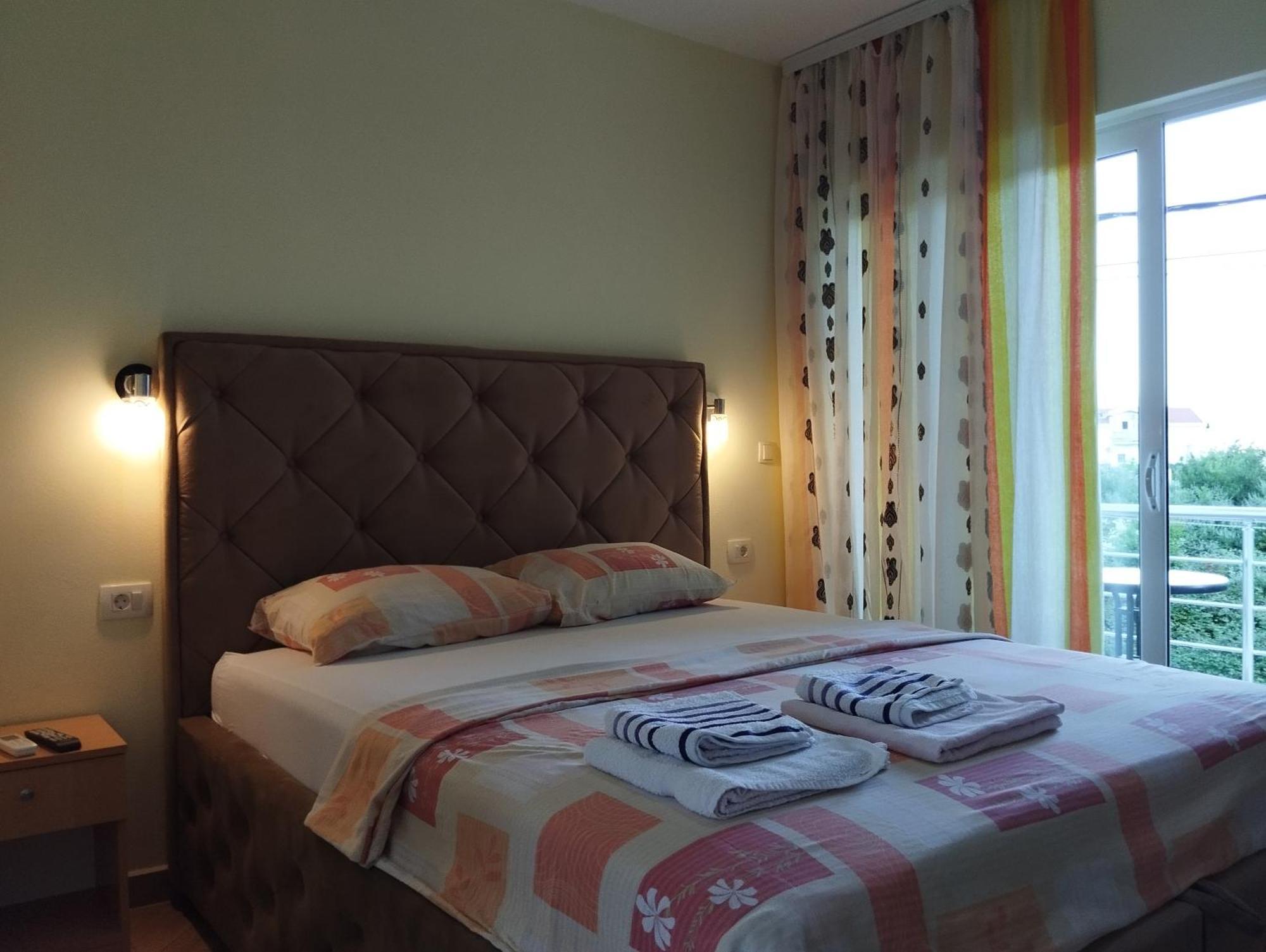 Studio Apartments Tea Sutomore Exterior foto